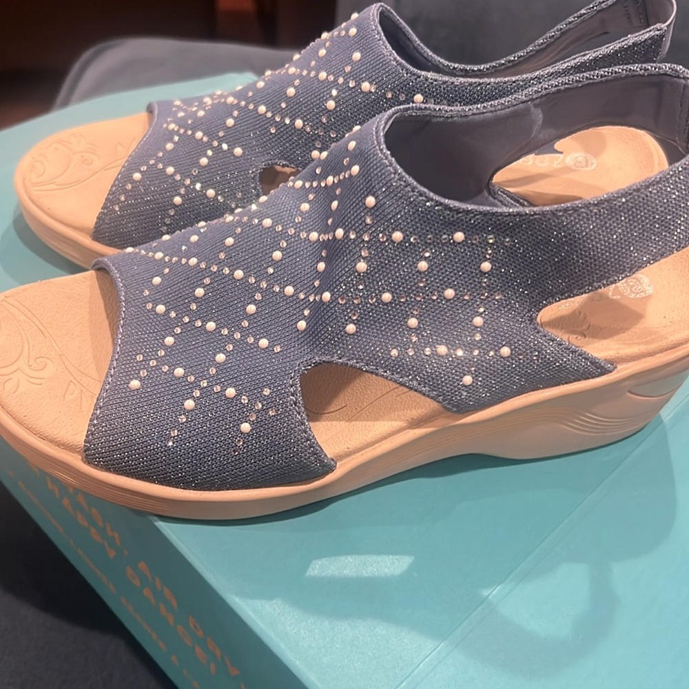 Beautiful bedazzled BZees sandals